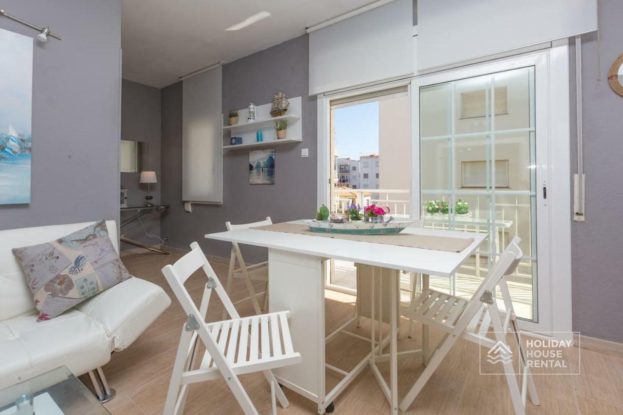 S12 - Beach Front Apartment --Free Wifi- Salou Exterior photo